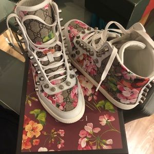 Authentic Gucci Bloom sneakers